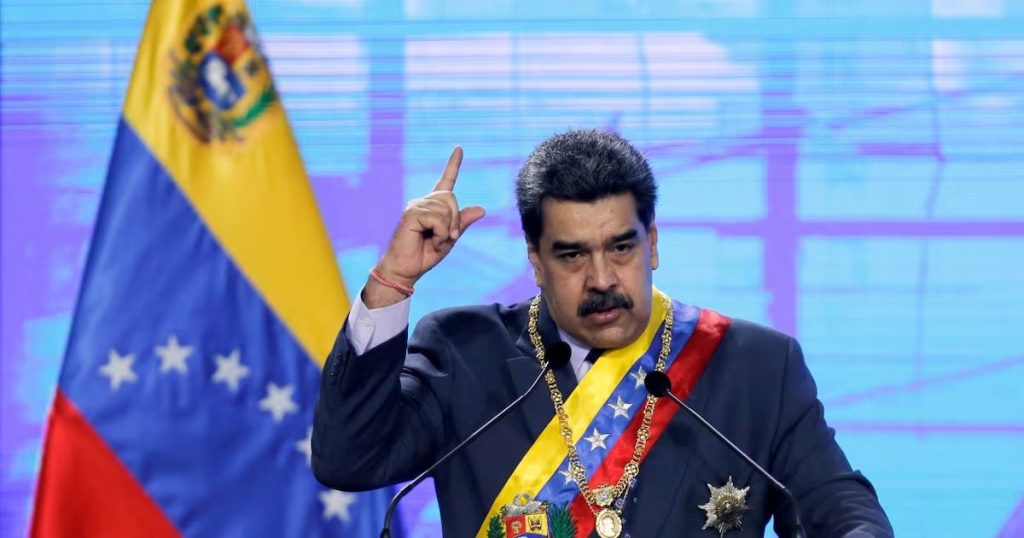 Maduro reacciona a movimientos de la CIA autorizados por Trump.