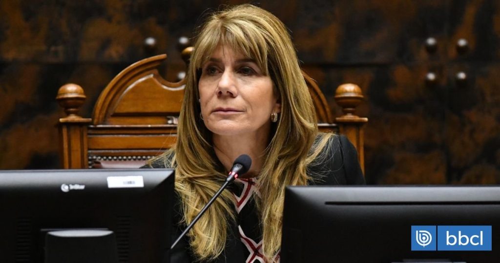 Ximena Rincón critica a Kast y aclara su postura política actual