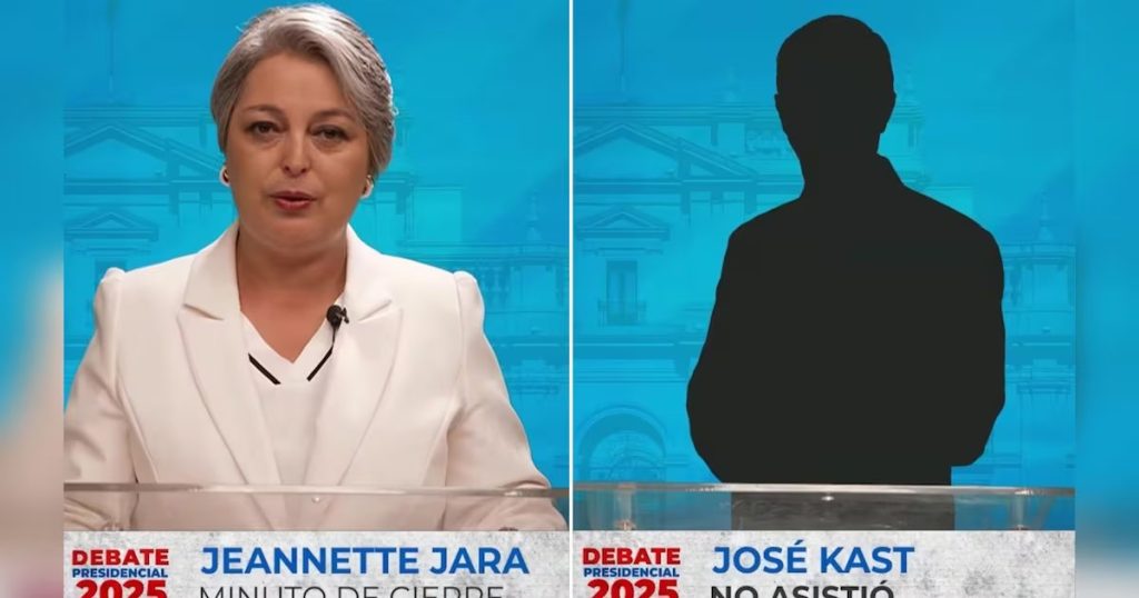 Jeannette Jara critica a Kast por su ausencia en el debate presidencial