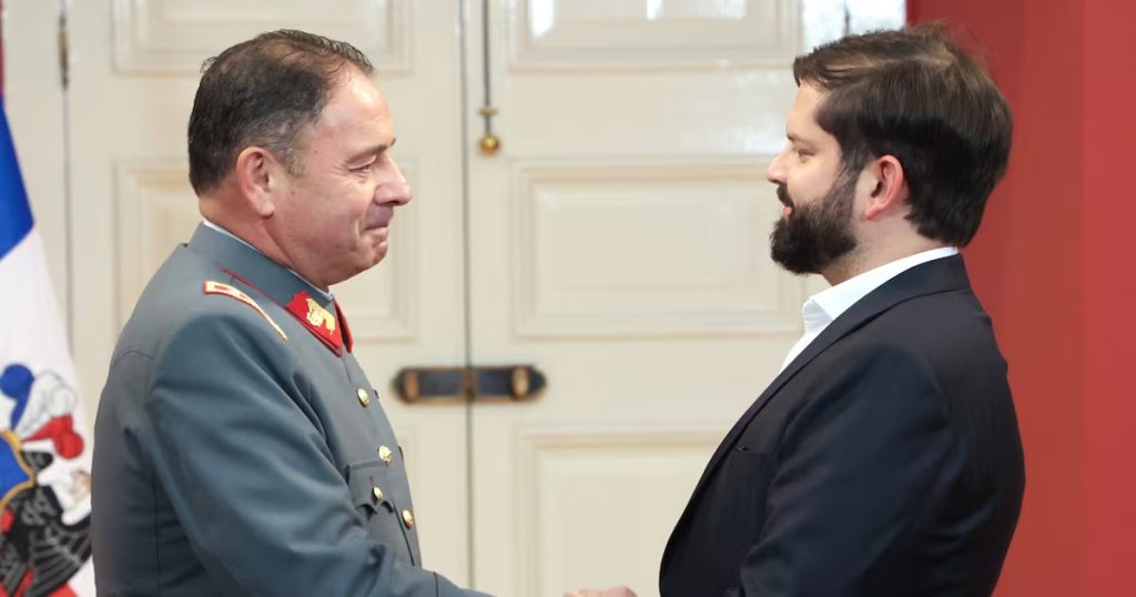 Gabriel Boric Anuncia Nuevo Liderazgo en el Ejército de Chile