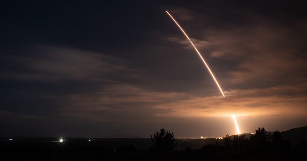 Prueba del misil Minuteman III: EE.UU. reafirma su poder nuclear