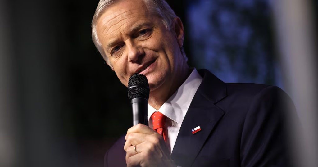 Kast Responde a Kaiser: “La Ciudadanía Aislará a los Violentos