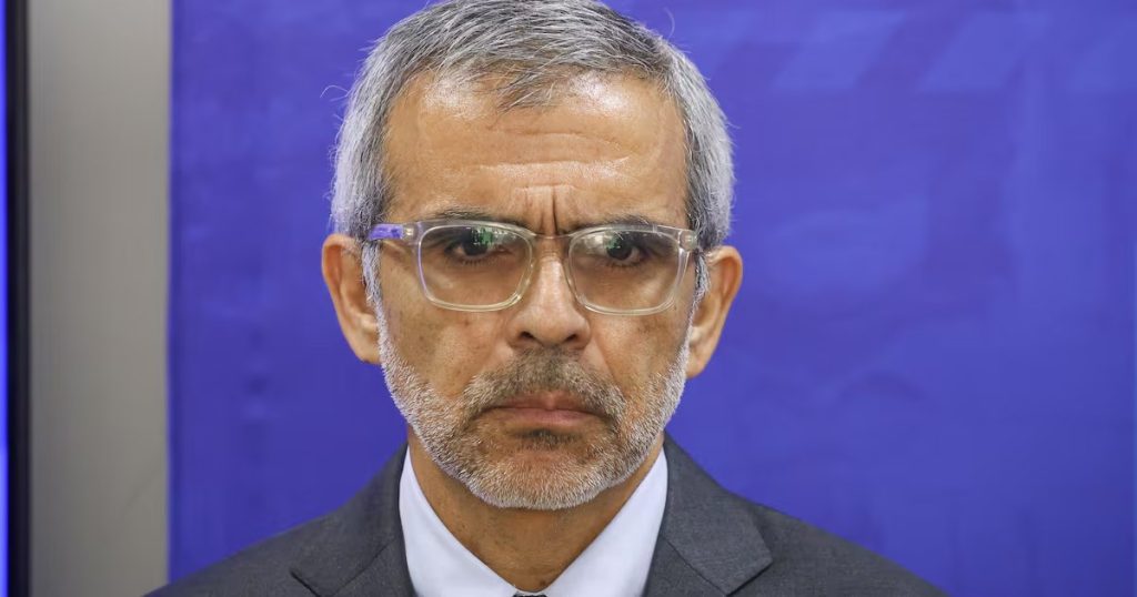 Ministro Cordero refuerza seguridad tras ataques en La Araucanía