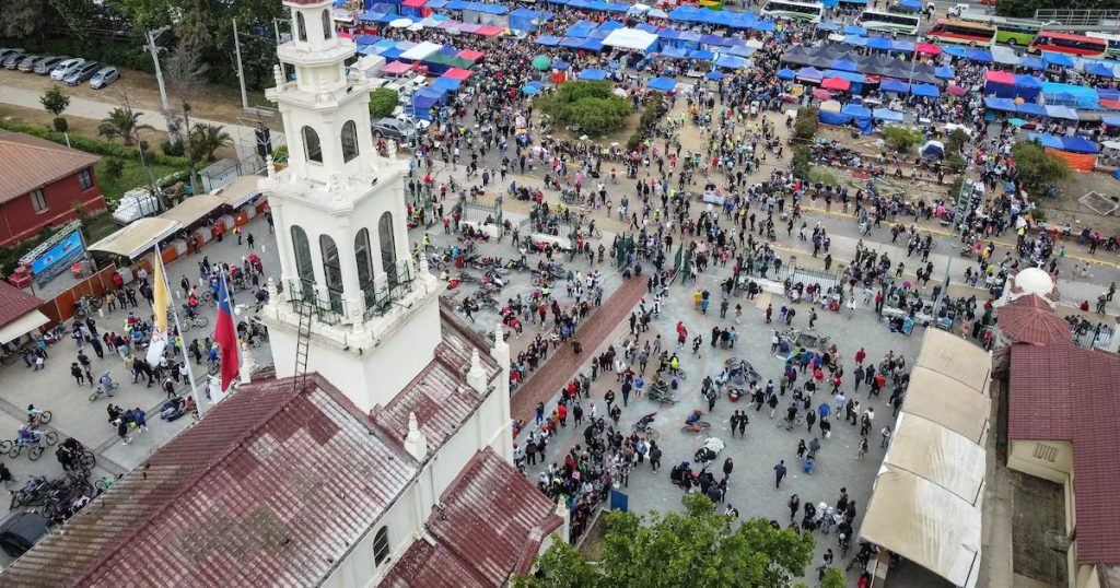 Alerta temprana en Valparaíso por masiva peregrinación preventiva