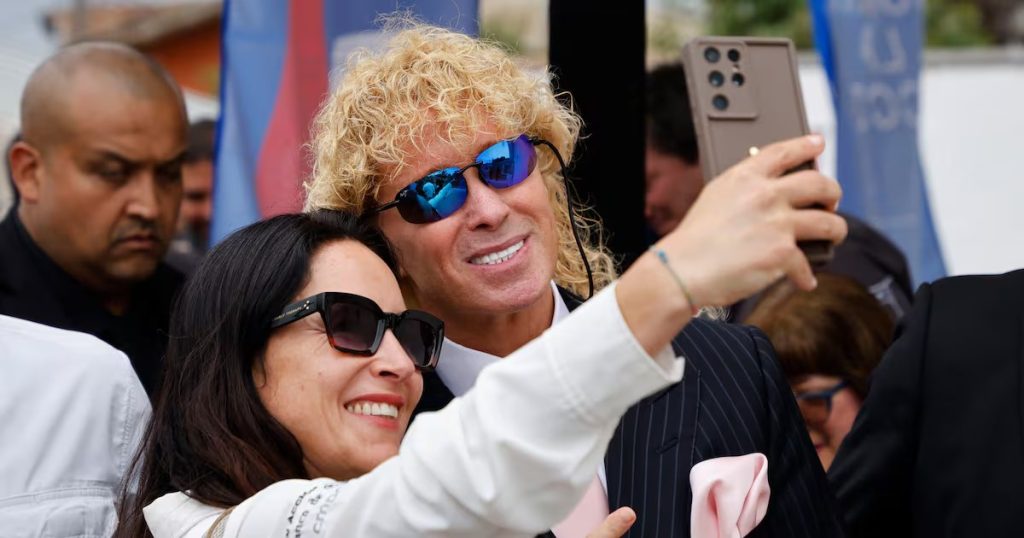 Leonardo Farkas critica la lenta reconstrucción en Valparaíso