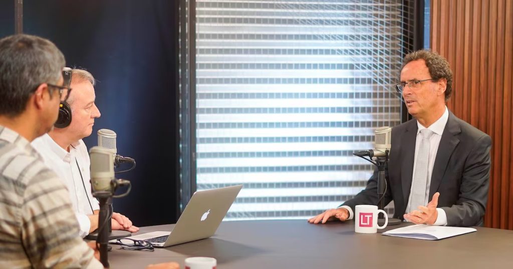 Rector de la UC critica el diseño del nuevo sistema FES.