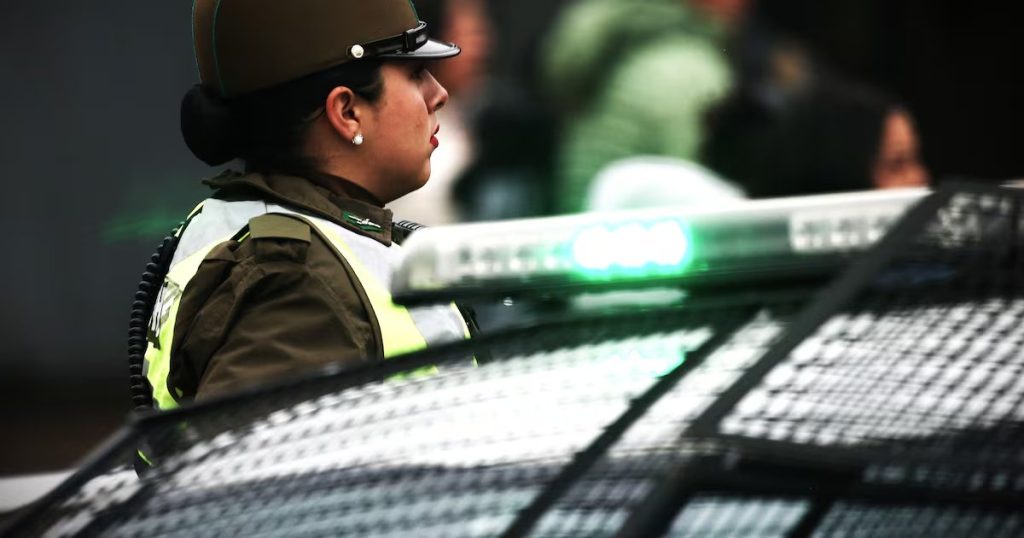 Hombre desnudo interrumpe el tráfico en la ruta Chile-Argentina