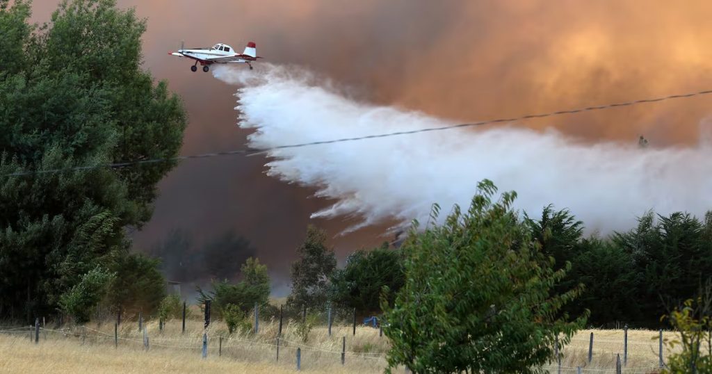 Incendio en Limache obliga a evacuar y activa alerta roja