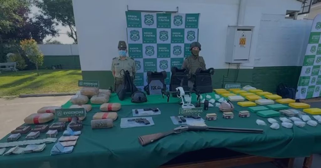 Operativo en La Legua: 21 detenidos y un carabinero herido