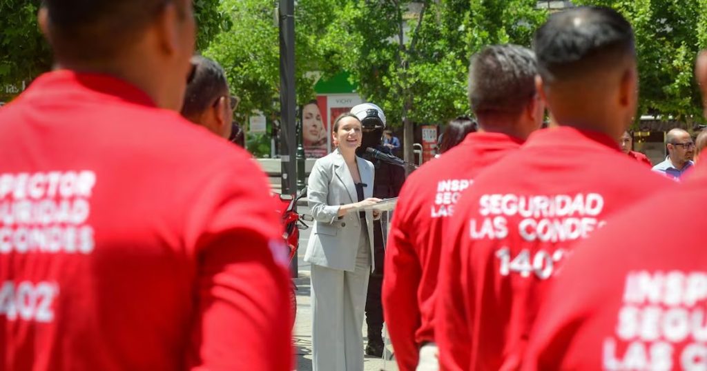 Las Condes refuerza seguridad navideña con tecnología avanzada