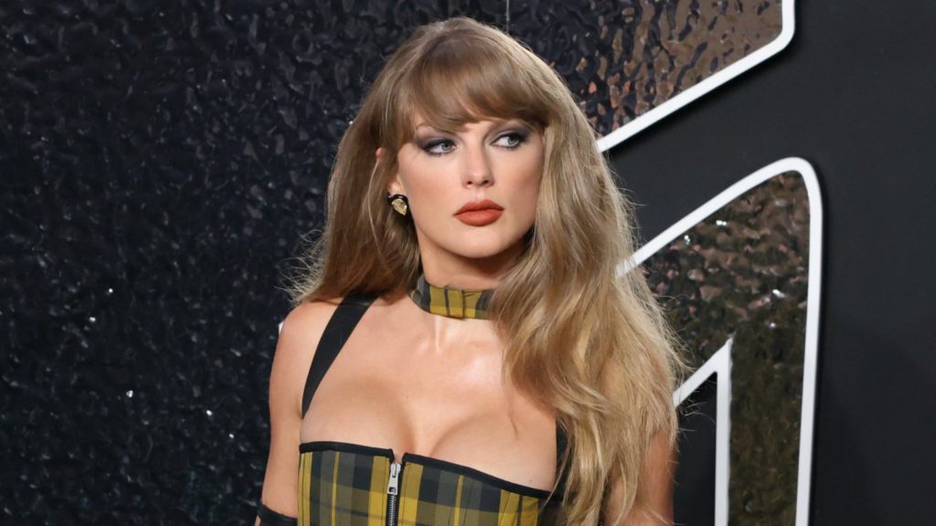 Taylor Swift triunfa en los MTV VMAs con siete premios