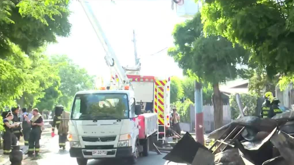 Tragedia en Maipú: incendio en casa cobra una vida