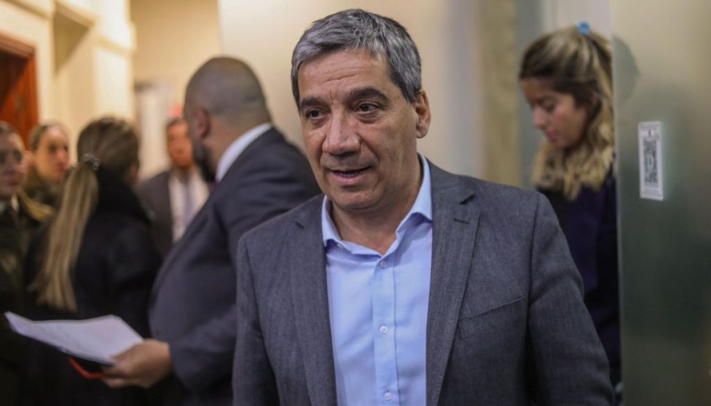 Acusación Constitucional Durán - Durán Enfrenta Acusación Constitucional: Asegura no Infringir Leyes