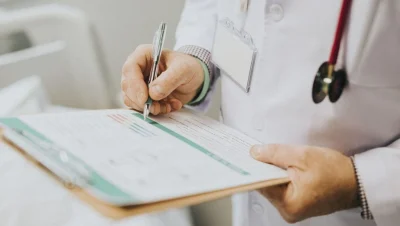 Funcionarios Públicos con Licencia - Más de 25 Mil Funcionarios Públicos Viajaron con Licencias Médicas