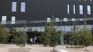 Imagen sobre Fallecimiento Hospital Félix Bulnes - Muerte en Bulnes: Anciano Fallece Esperando Exámenes