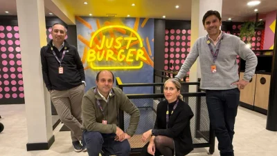 Cadena Hamburguesas Vidal - Nuevo Local de Hamburguesas Vidal Abre sus Puertas en Santiago