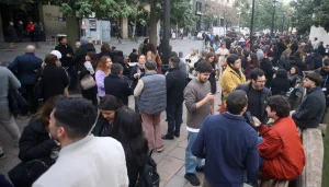 Olor a Gas en Santiago - Autoridades Llaman a la Calma tras Olor a Gas en Santiago