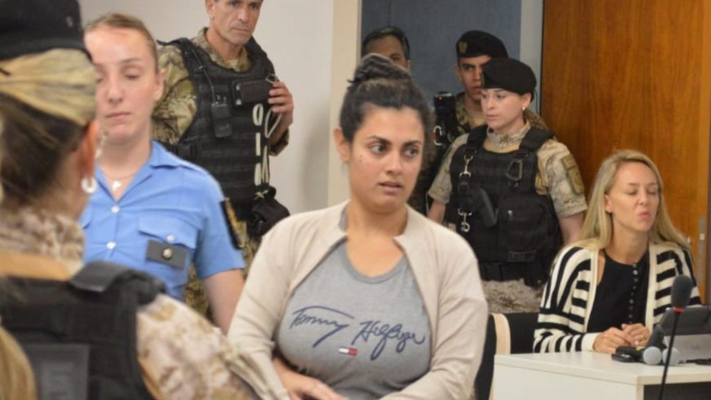 Cadena Perpetua Enfermera Argentina - Condenan a Perpetua a Enfermera por Muerte de Recién Nacidos