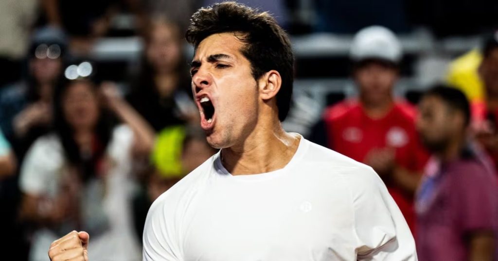 Cristian Garin Wimbledon 2023 - Cristian Garin avanza a la segunda ronda de Wimbledon 2025