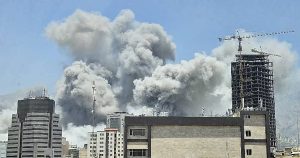 Muertos en Irán Ataques - Conflicto Israel-Irán: Más de 900 Muertos en Ataques Recientes