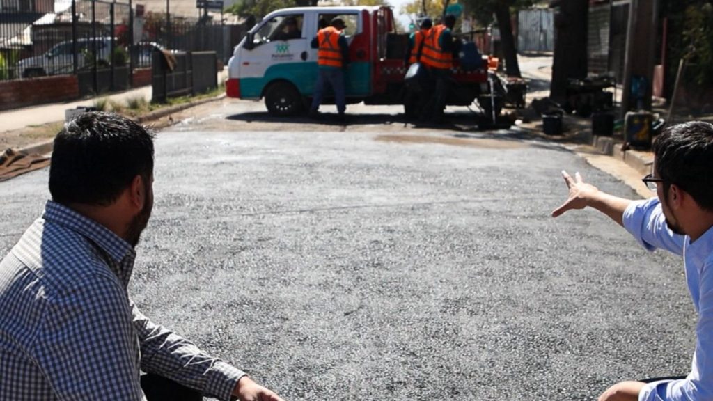 Aumento Pavimentación Peñalolén - Peñalolén impulsa su pavimentación con un aumento del 130%