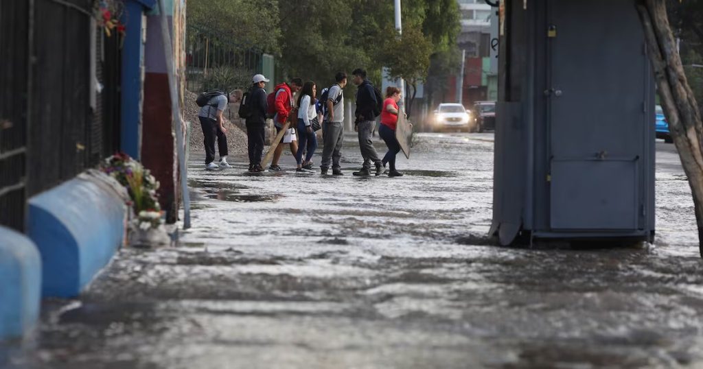 Suspensión de Clases por Sistema Frontal - Clases suspendidas en 29 comunas por sistema frontal