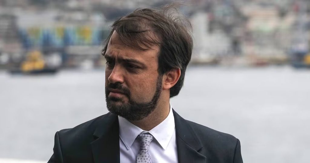 Veto Frente Amplio Sharp - Frente Amplio se cierra a Sharp y complica la unidad oficialista