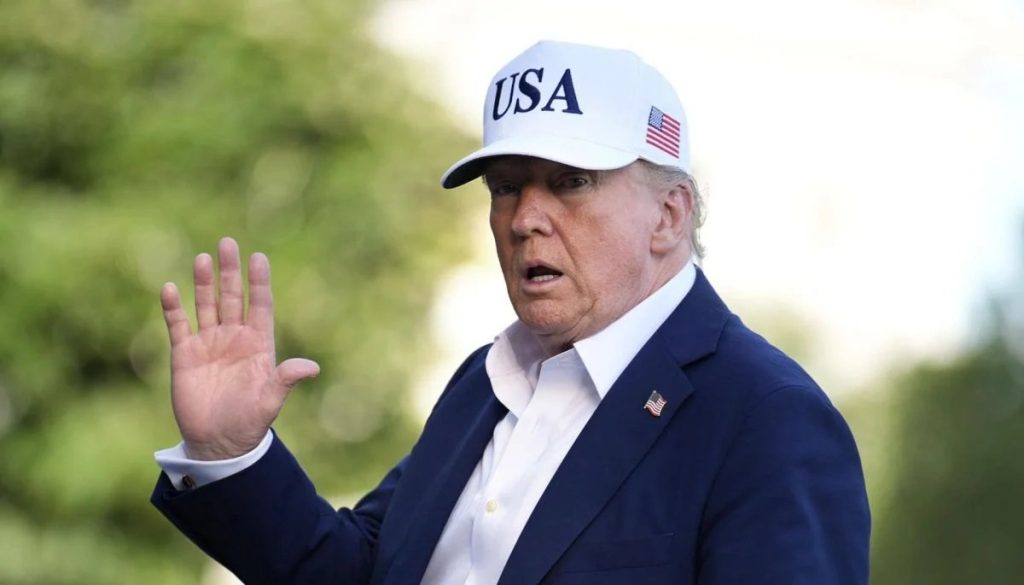 Aranceles Trump Países BRICS - Trump aumenta aranceles a aliados de BRICS; Chile se ve afectado.