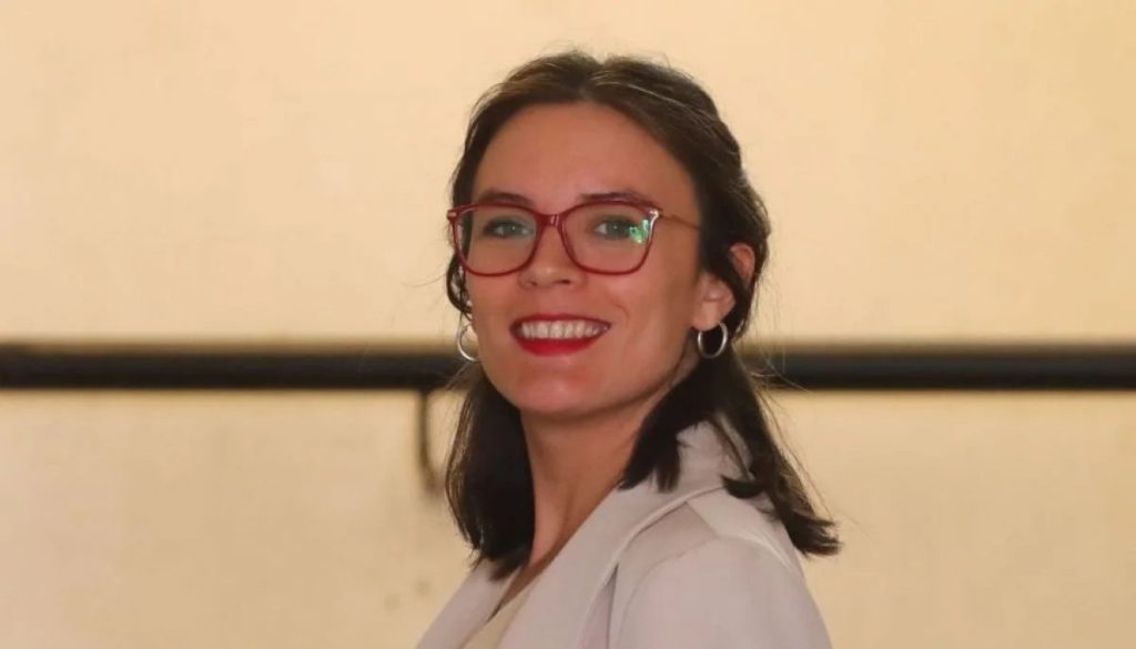 Camila Vallejo Ministra Vocera - Camila Vallejo retoma su rol como Ministra Vocera con vigor