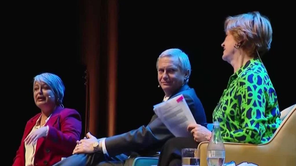 Debate sobre la Economía y el Trabajo entre Jara, Kast y Matthei - Debate Presidencial: Economía y Trabajo en el Centro de la Contienda