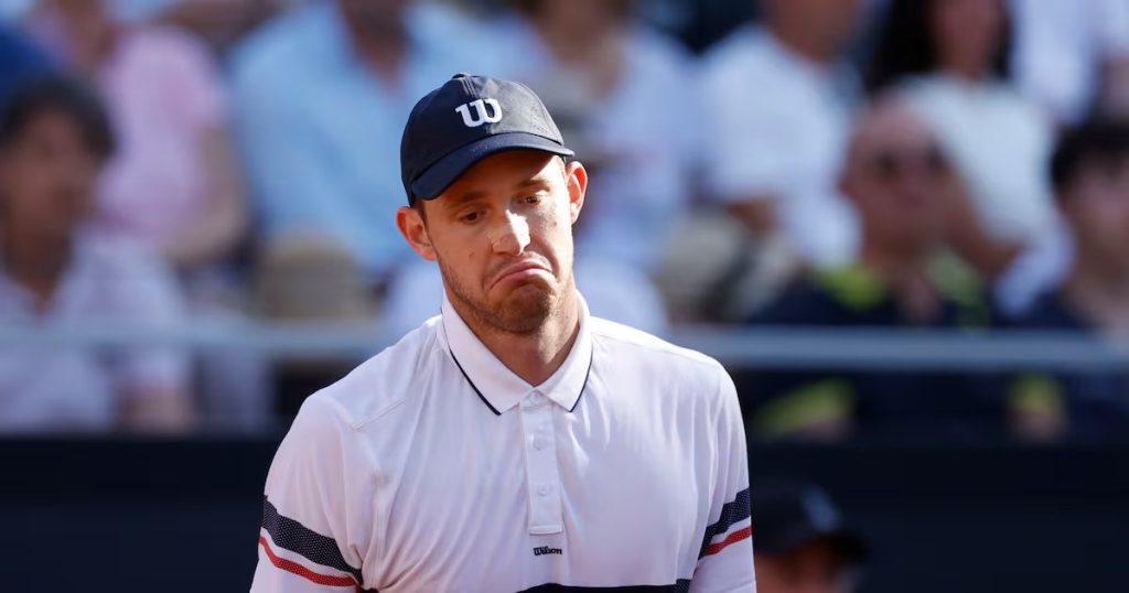 Despedida de Nicolás Jarry en el ATP de Kitzbühel - Nicolás Jarry se despide tras un intenso duelo en Austria