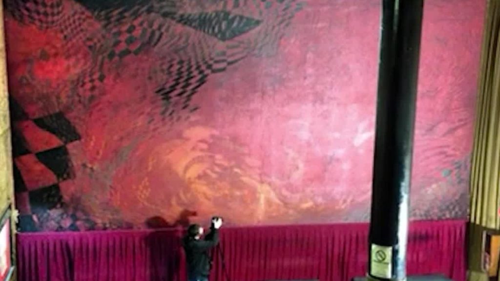 Destrucción Mural Nemesio Antúnez - Incendio arrasa con emblemático mural de Nemesio Antúnez
