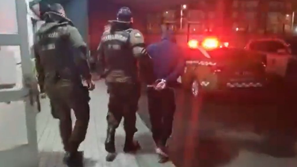 Detención de un Menor Implicado en la Balacera en el Colegio de San Pedro de la Paz - Menor de 16 años detenido por tiroteo en colegio de San Pedro