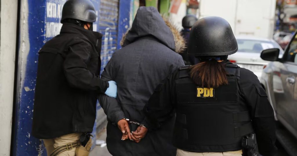 Detención de Venezolanos por el Secuestro de Turistas en Bellavista - Detienen a venezolanos por secuestro en el barrio Bellavista.