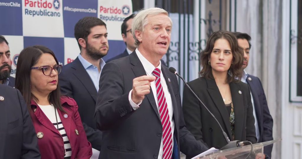 Diferencias entre José Antonio Kast y Diego Paulsen en la Política - Tensión Política: Kast y Paulsen Redefinen Alianzas Electorales