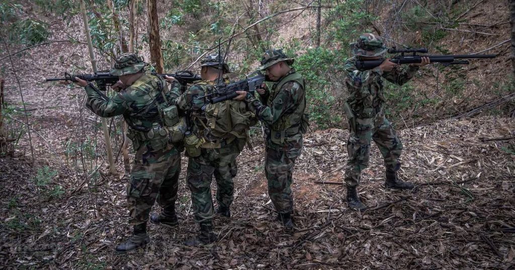 Enfrentamiento entre las Tropas de Tailandia y Camboya en la Frontera Disputada - Tensiones Crecen: Escalada Militar entre Tailandia y Camboya