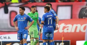 Error de Gonzalo Montes en el Empate de Ñublense ante la Universidad de Chile - Error de Gonzalo Montes provoca empate entre Ñublense y la U