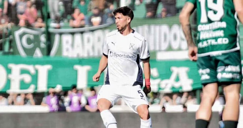 Gol de Felipe Loyola para el Independiente en el Clausura Argentino - Felipe Loyola Salva el Día para Independiente en el Clausura