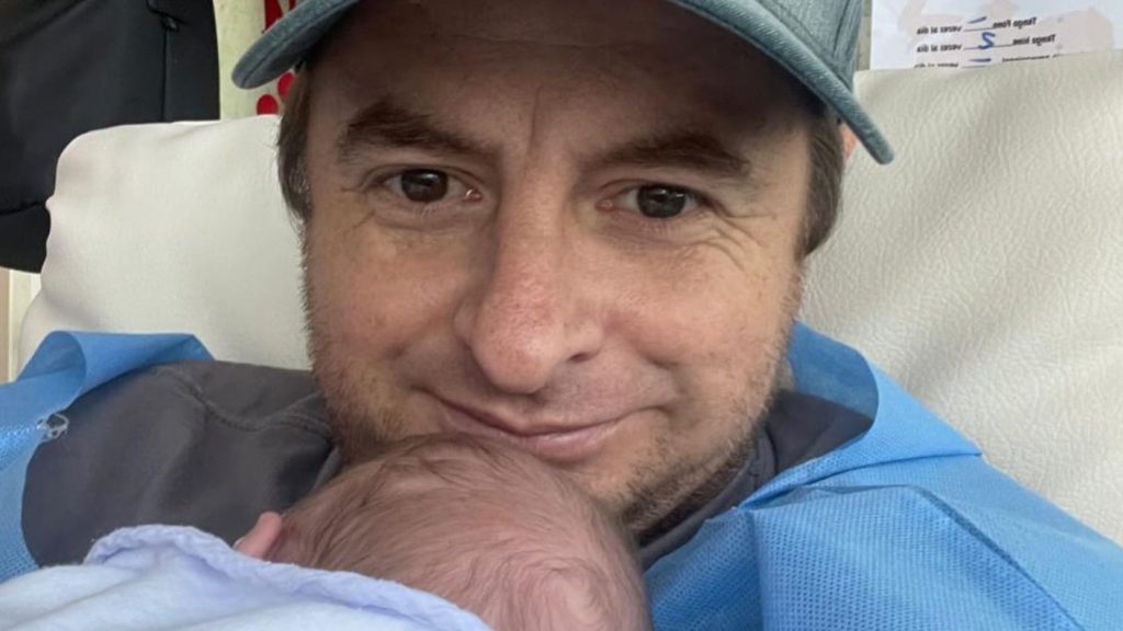 Hijo Prematuro Coke Hevia - Coke Hevia celebra el regreso de su hijo tras 93 días de lucha.