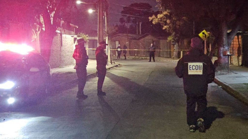 Homicidio de un Hombre Acribillado en San Bernardo - Impactante Homicidio en San Bernardo: 13 Disparos en la Calle Pública