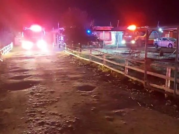 Incendio en la Fábrica de Longanizas de Gendarmería en San Carlos - Incendio Devasta Fábrica de Longanizas en San Carlos