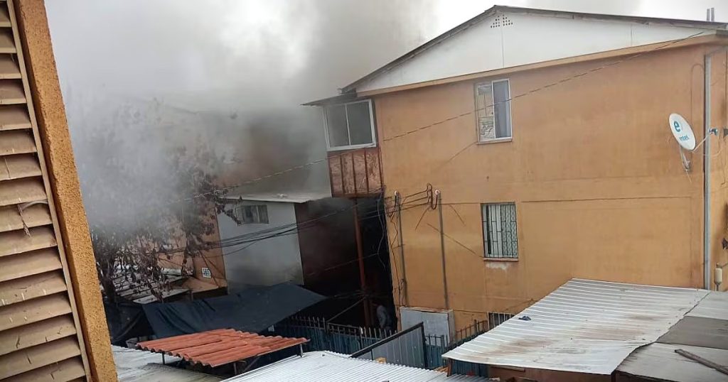 Incendio Quilicura Madre Hijos - Tragedia en Quilicura: Incendio cobra la vida de madre e hijos.