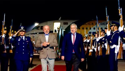 Llegada de Lula Da Silva y Yamandú Orsi a Chile para la Cumbre de la Democracia - Lula y Orsi llegan a Chile para la Cumbre de la Democracia