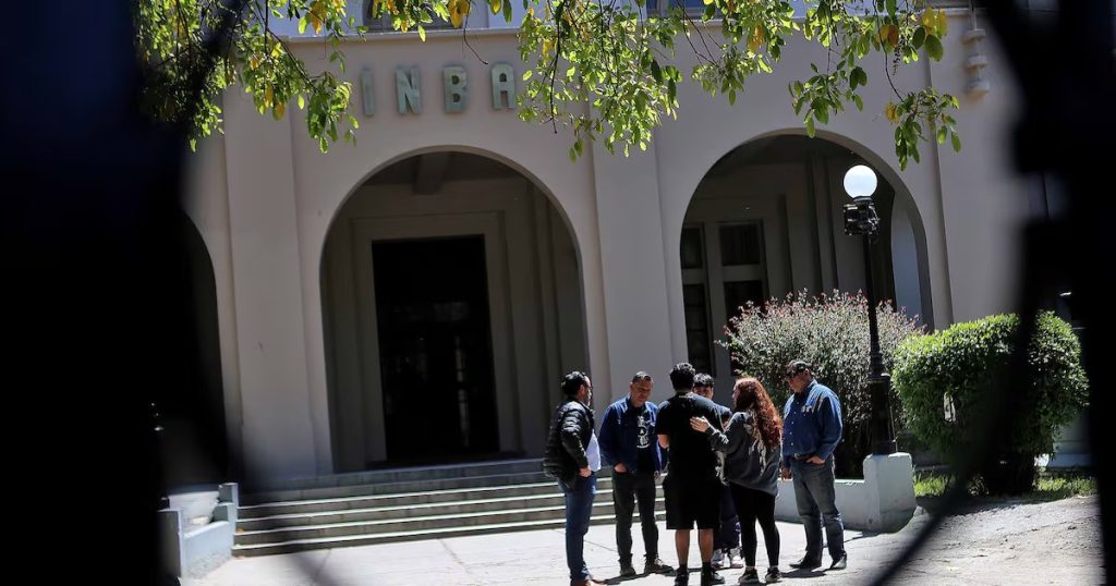 Nuevos Episodios de Violencia en el INBA durante las Movilizaciones - Violencia en INBA: Crisis entre Estudiantes y Docentes