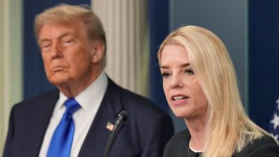 Pam Bondi en la Controversia sobre el Caso Epstein - Pam Bondi y el Torbellino del Caso Epstein: Revelaciones Impactantes