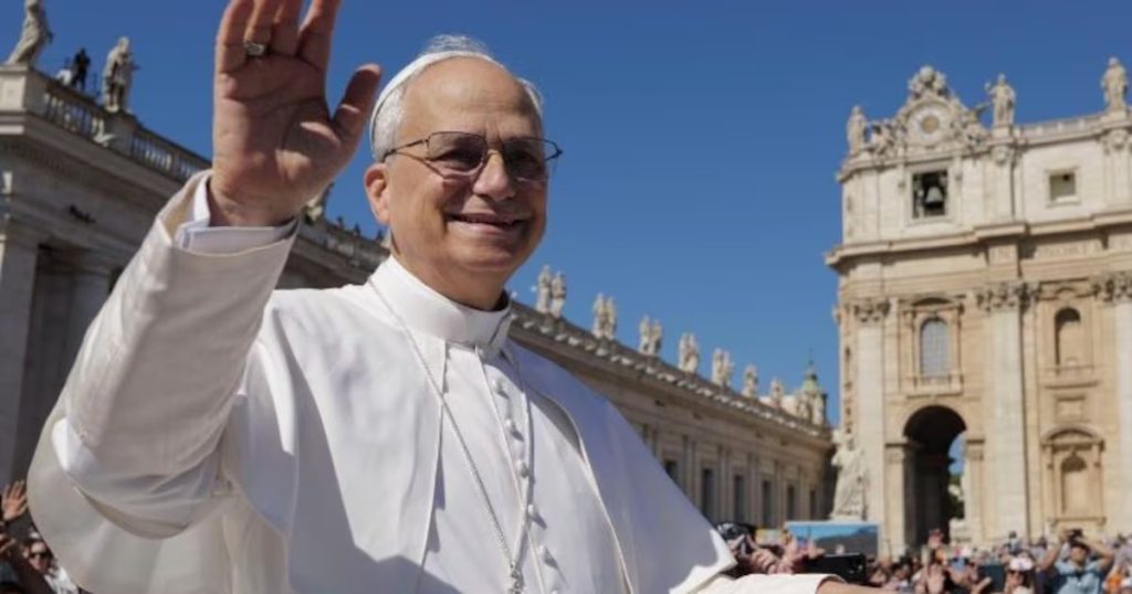 Petición del Papa León XIV a Netanyahu por la Protección de los Lugares de Culto en Gaza - Papa León XIV pide a Netanyahu proteger los lugares de culto