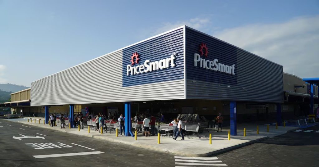 PriceSmart Busca Ubicaciones para Abrir Nuevas Tiendas en Chile - PriceSmart se Prepara para su Expansión en el Mercado Chileno