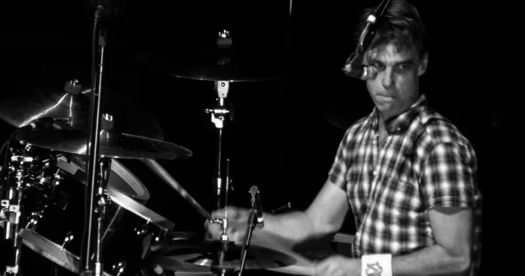 Salida de Matt Cameron de Pearl Jam tras 27 Años de Trayectoria - Matt Cameron deja Pearl Jam tras 27 años de legado musical.