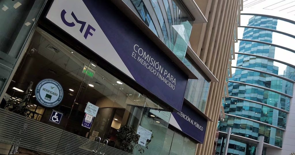 Sanciones a los Parientes de los Ejecutivos de Entel y Cencosud por Transacciones Ilegales - Multas de la CMF revelan vulneración en transacciones de acciones