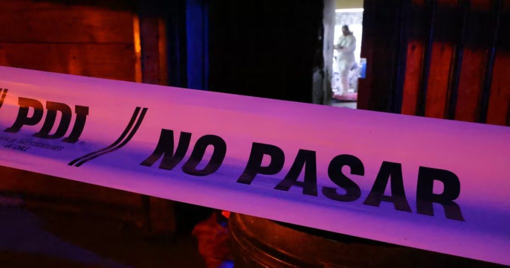 Turbazo Violento en Colina con Víctimas Golpeadas y Amenazadas - Impactante Robo en Colina: Delincuentes Agreden y Huyen